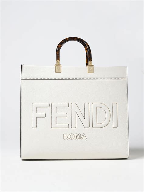 magluwtte fendi|fendi bag.